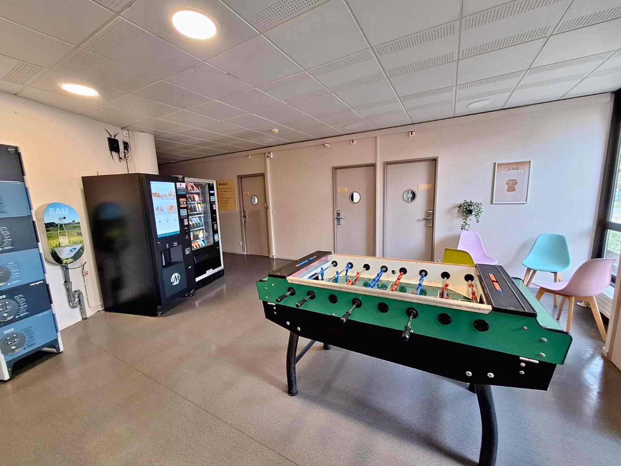 Cis De Champagne - Ethic Etapes Hotel Reims Exterior photo